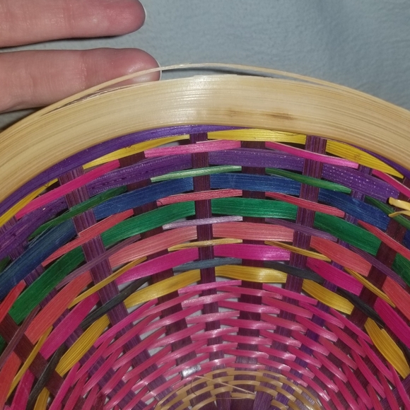 VGUC vtg egg shaped wicker basket - Picture 15 of 15